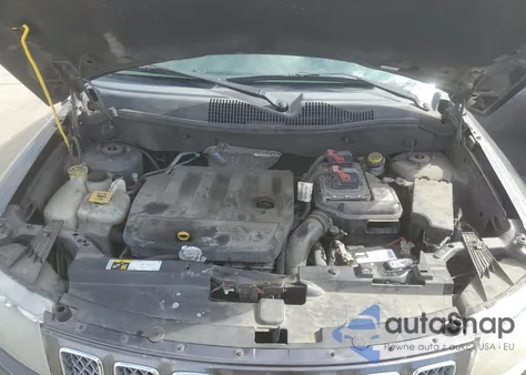 2016 Jeep Compass Latitude z USA, uszkodzony, nr VIN 1C4NJDEB7GD637930